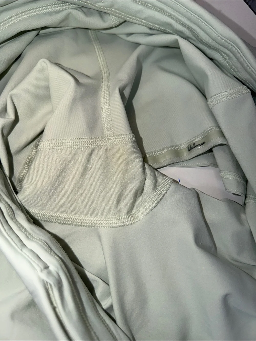 lululemon athletica lululemon light